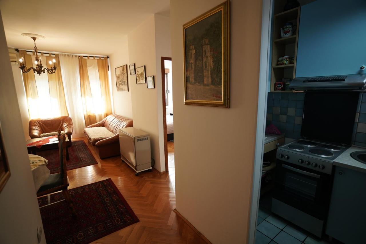 Rajana , Beograd - Hram Svetog Save Apartment ภายนอก รูปภาพ