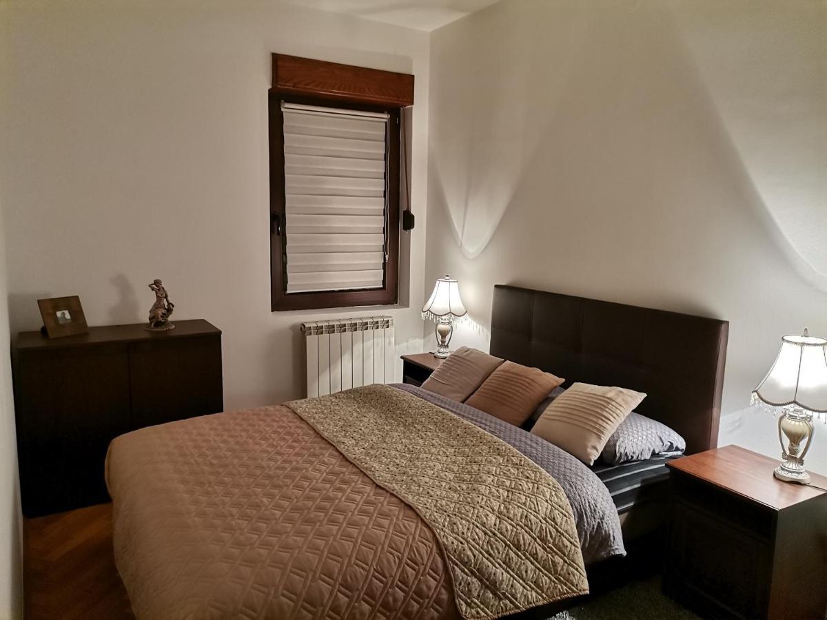 Rajana , Beograd - Hram Svetog Save Apartment ภายนอก รูปภาพ